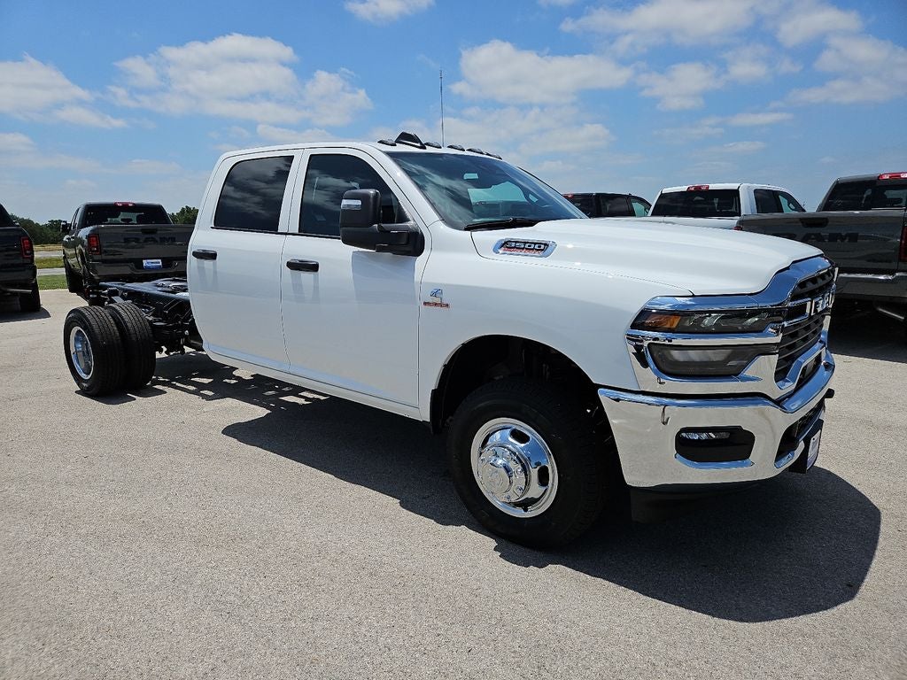 2026 RAM 3500 Chassis RAM 3500 TRADESMAN CREW CAB CHASSIS 4X4 60' CA