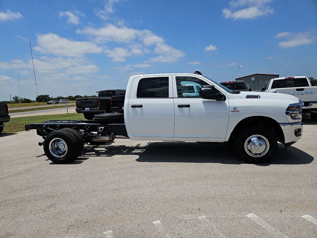 2026 RAM 3500 Chassis RAM 3500 TRADESMAN CREW CAB CHASSIS 4X4 60' CA