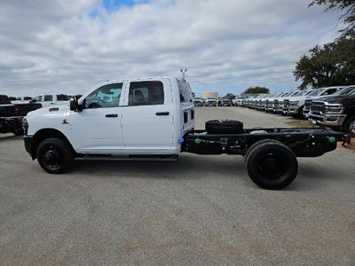 2027 RAM 3500 Chassis Cab RAM 3500 TRADESMAN CREW CAB CHASSIS 4X4 60' CA