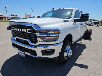 2026 RAM 3500 Chassis RAM 3500 TRADESMAN CREW CAB CHASSIS 4X4 60' CA