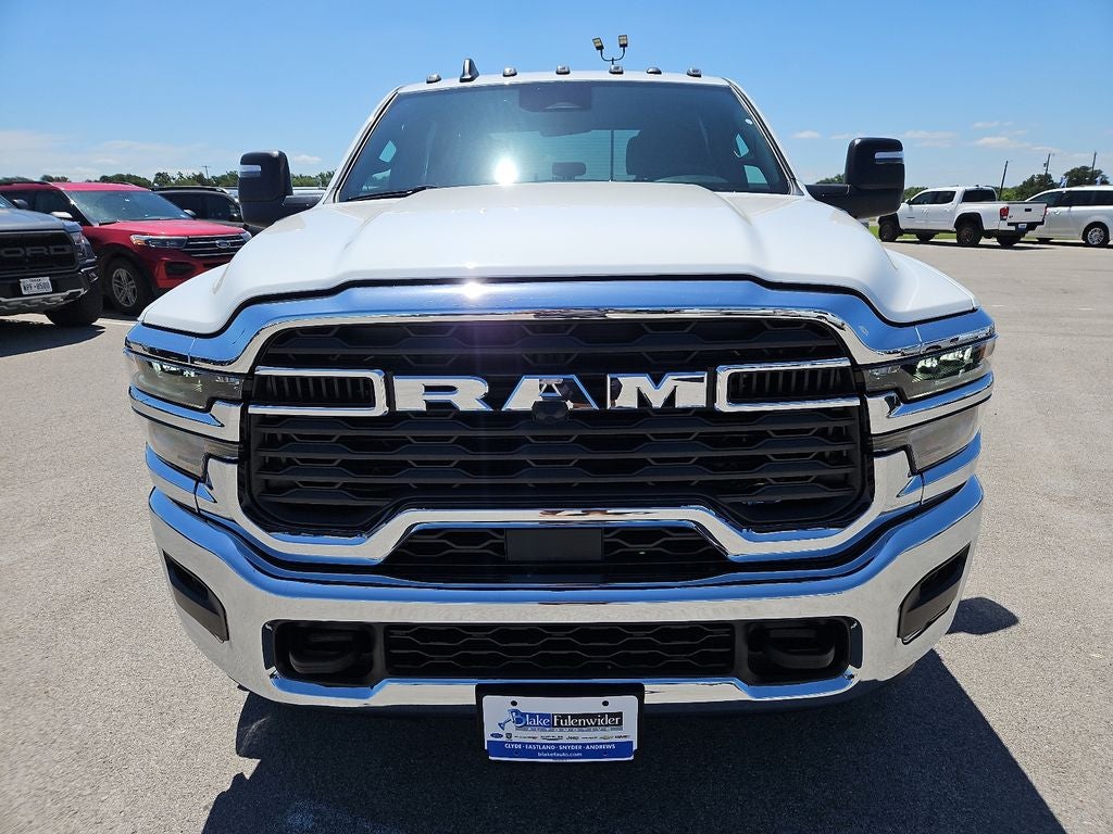 2026 RAM 3500 Chassis RAM 3500 TRADESMAN CREW CAB CHASSIS 4X4 60' CA