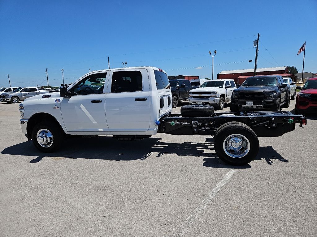 2026 RAM 3500 Chassis RAM 3500 TRADESMAN CREW CAB CHASSIS 4X4 60' CA