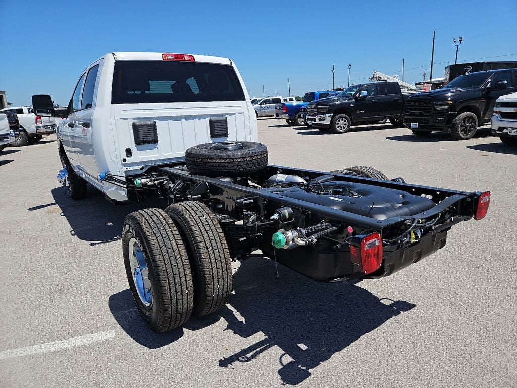 2026 RAM 3500 Chassis RAM 3500 TRADESMAN CREW CAB CHASSIS 4X4 60' CA