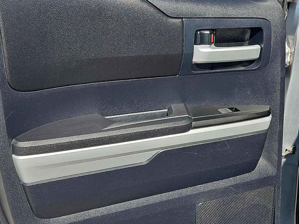 2015 Toyota Tundra Base