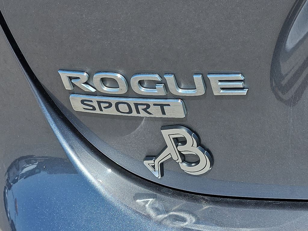 2020 Nissan Rogue Sport SV FWD Xtronic CVT