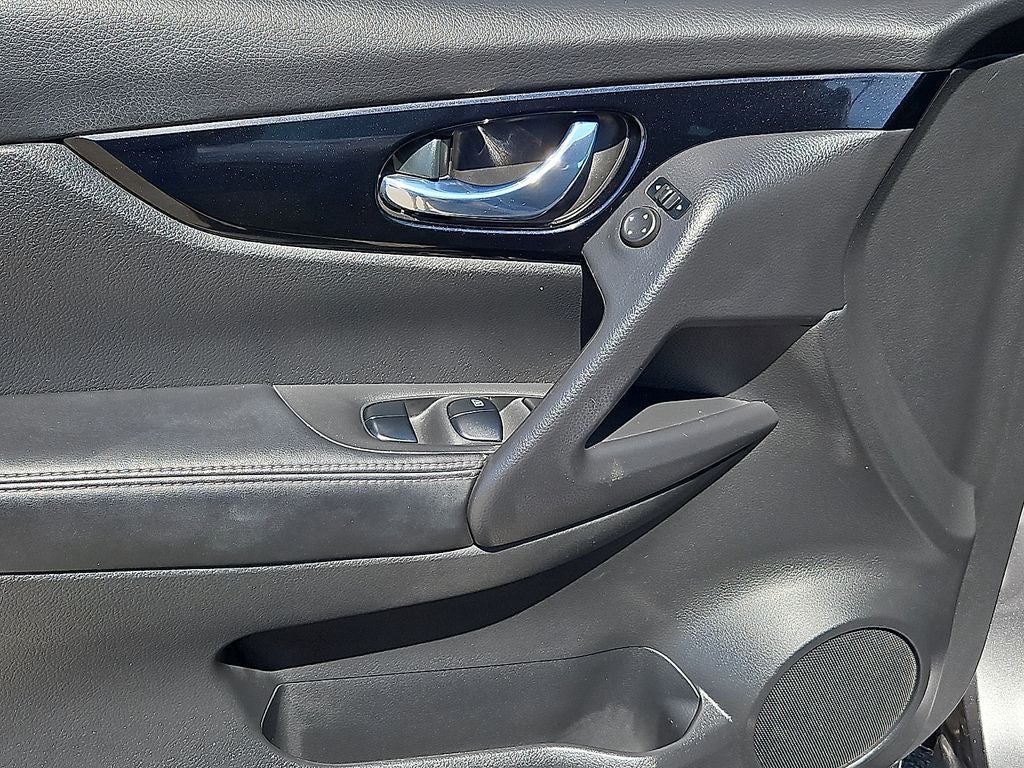 2020 Nissan Rogue Sport SV FWD Xtronic CVT