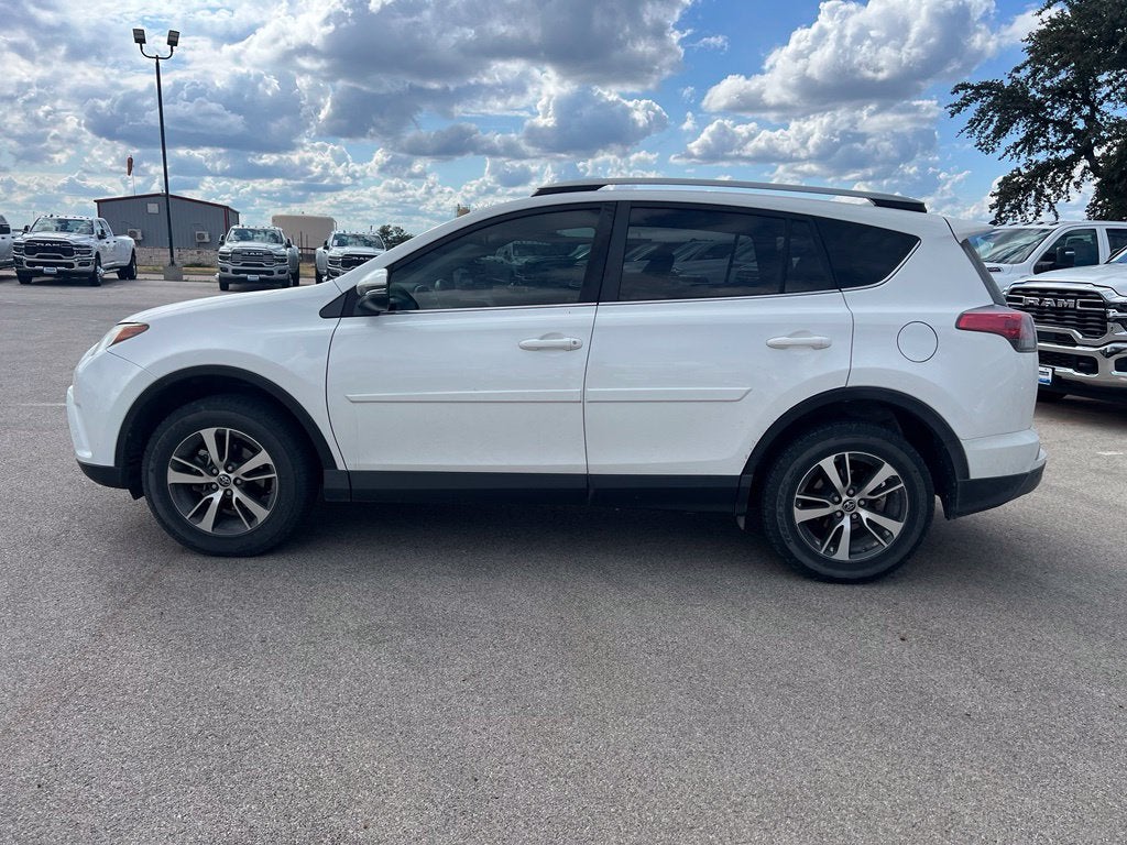 2017 Toyota RAV4 XLE