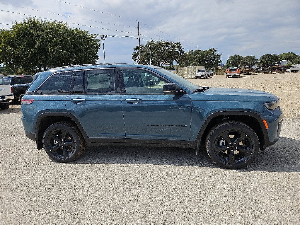 2027 Jeep Grand Cherokee GRAND CHEROKEE LIMITED 4X4