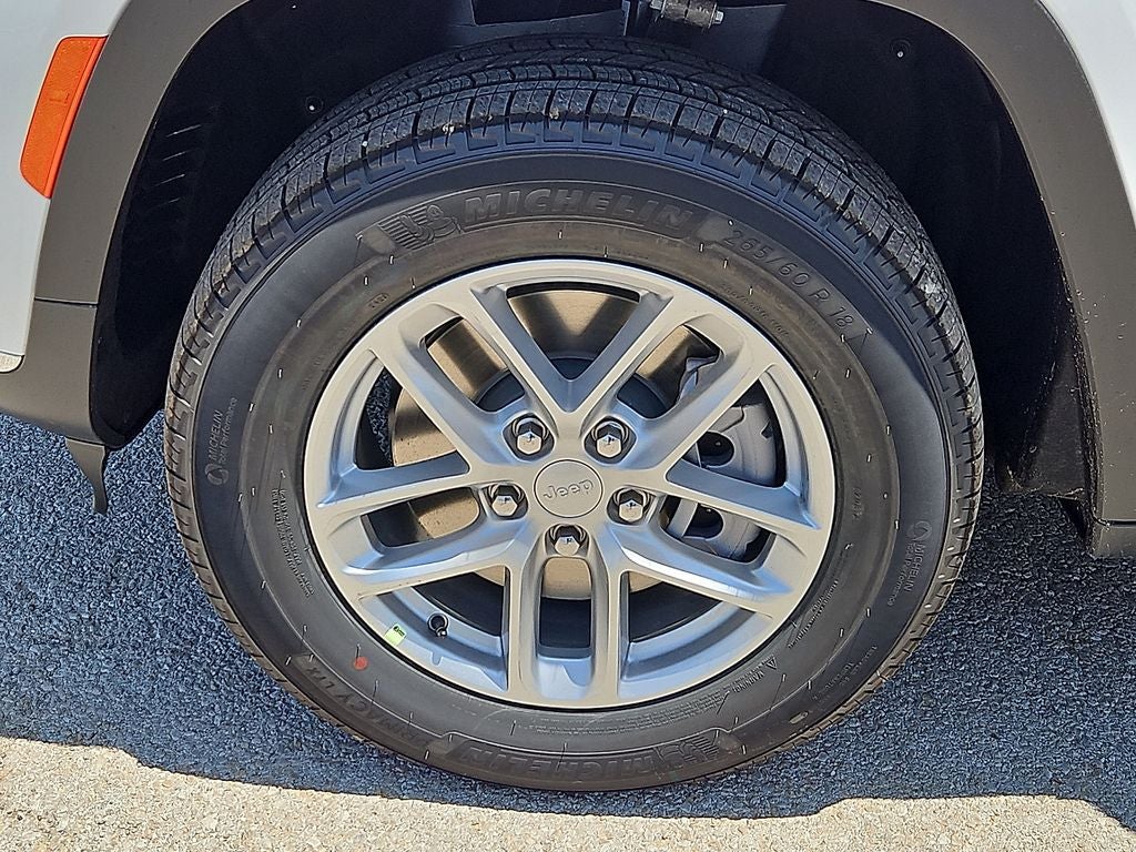 2026 Jeep Grand Cherokee GRAND CHEROKEE L LAREDO X 4X4