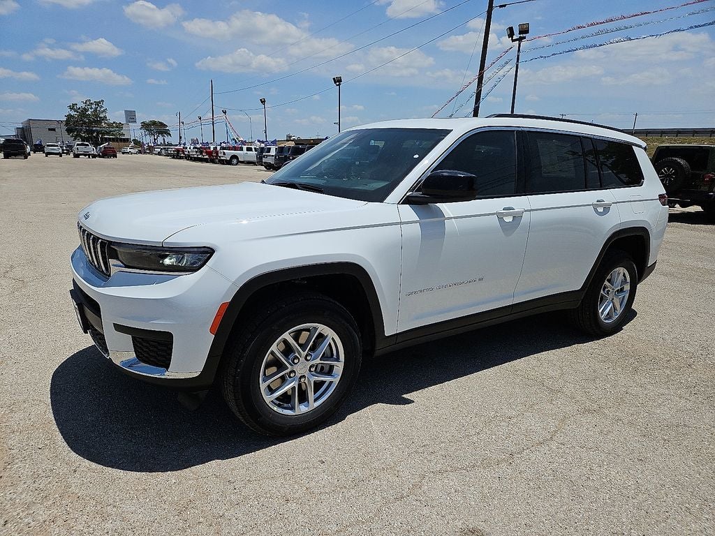 2026 Jeep Grand Cherokee GRAND CHEROKEE L LAREDO X 4X4