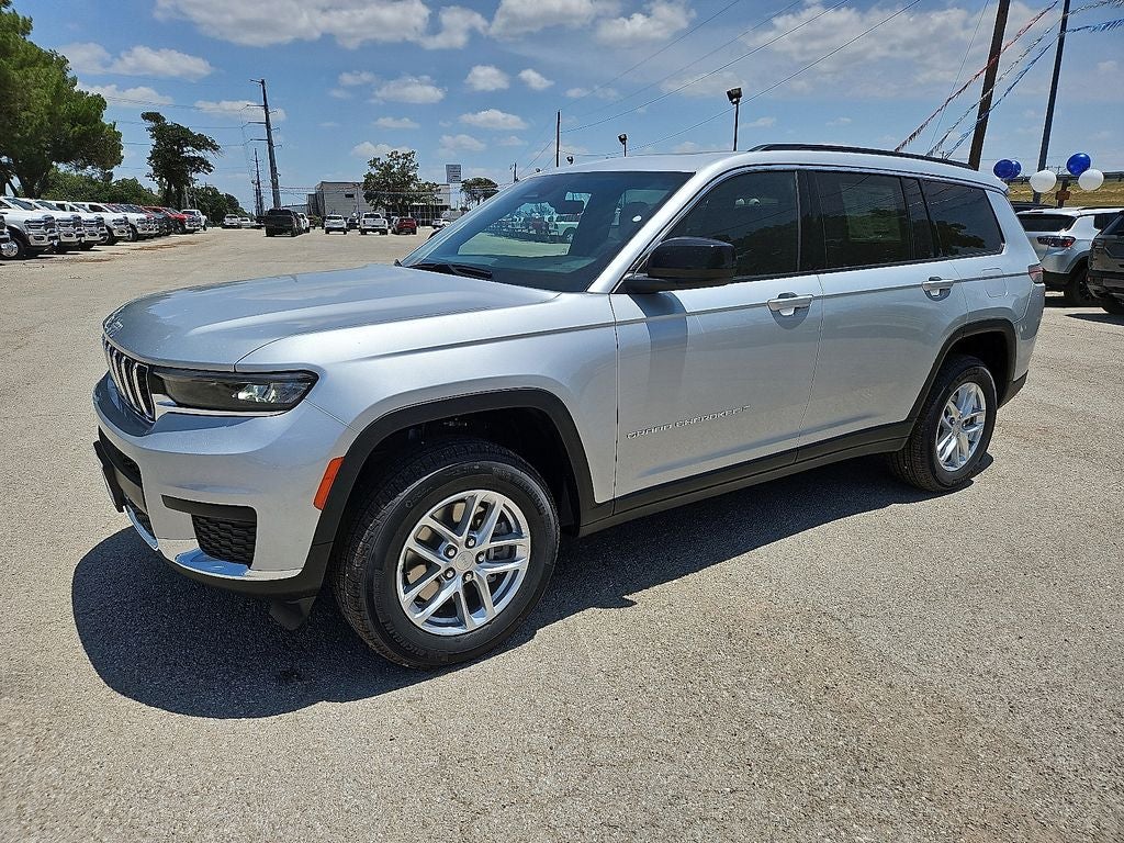 2026 Jeep Grand Cherokee GRAND CHEROKEE L LAREDO X 4X4