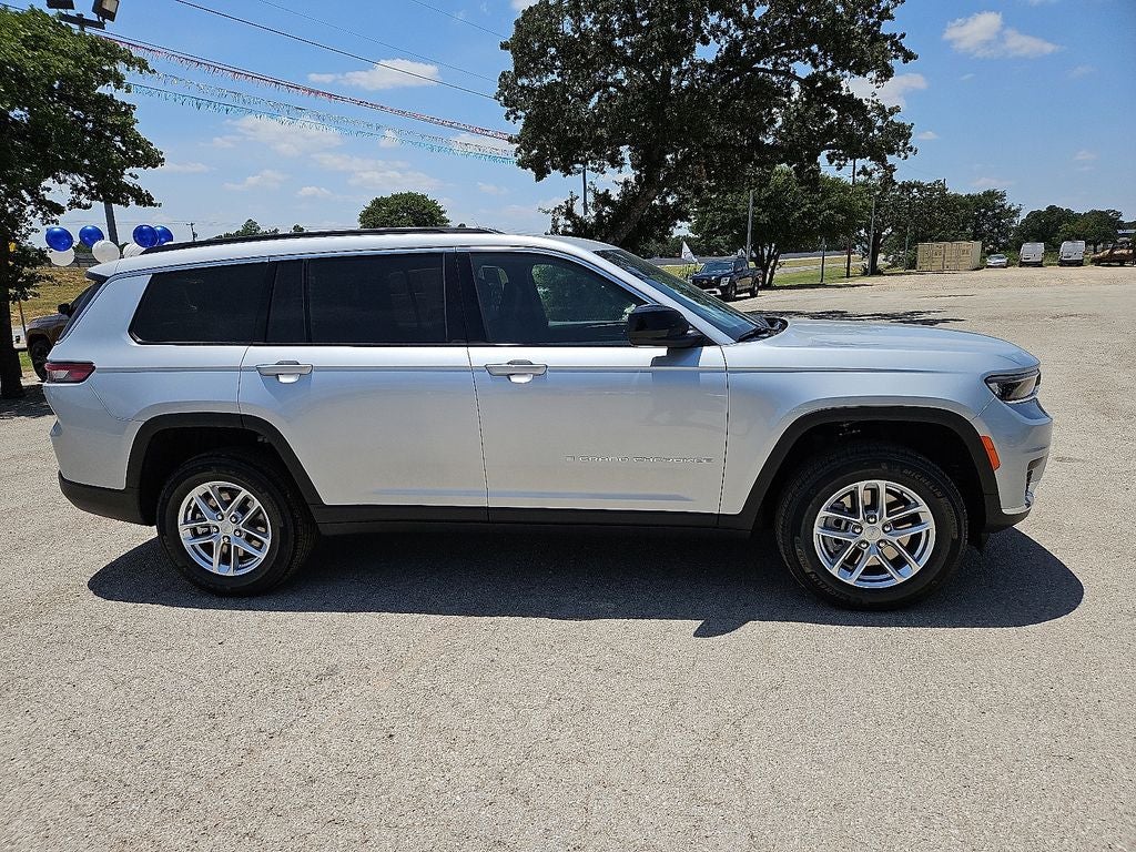 2026 Jeep Grand Cherokee GRAND CHEROKEE L LAREDO X 4X4