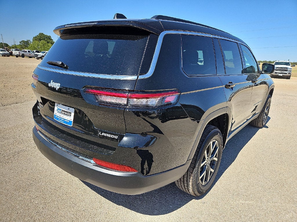 2027 Jeep Grand Cherokee GRAND CHEROKEE L LAREDO X 4X4