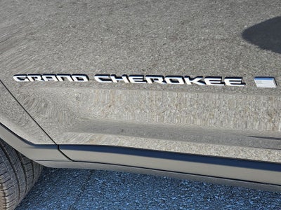 2026 Jeep Grand Cherokee GRAND CHEROKEE L LAREDO X 4X4