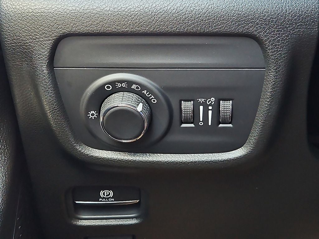2026 Jeep Grand Cherokee GRAND CHEROKEE L LAREDO X 4X4