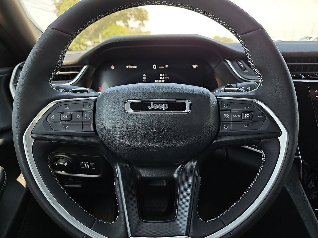 2026 Jeep Grand Cherokee GRAND CHEROKEE L LAREDO X 4X4