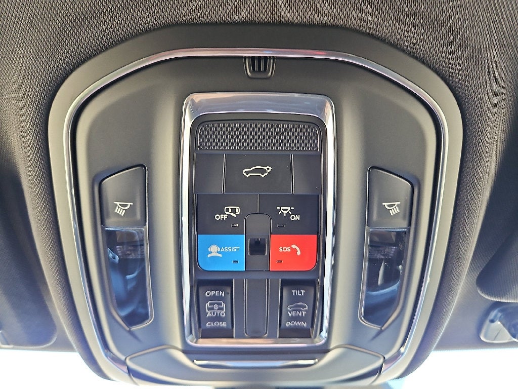 2027 Jeep Grand Cherokee GRAND CHEROKEE L LAREDO X 4X4