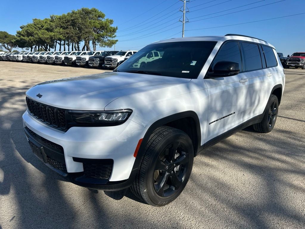 2025 Jeep Grand Cherokee L Altitude X 4x4