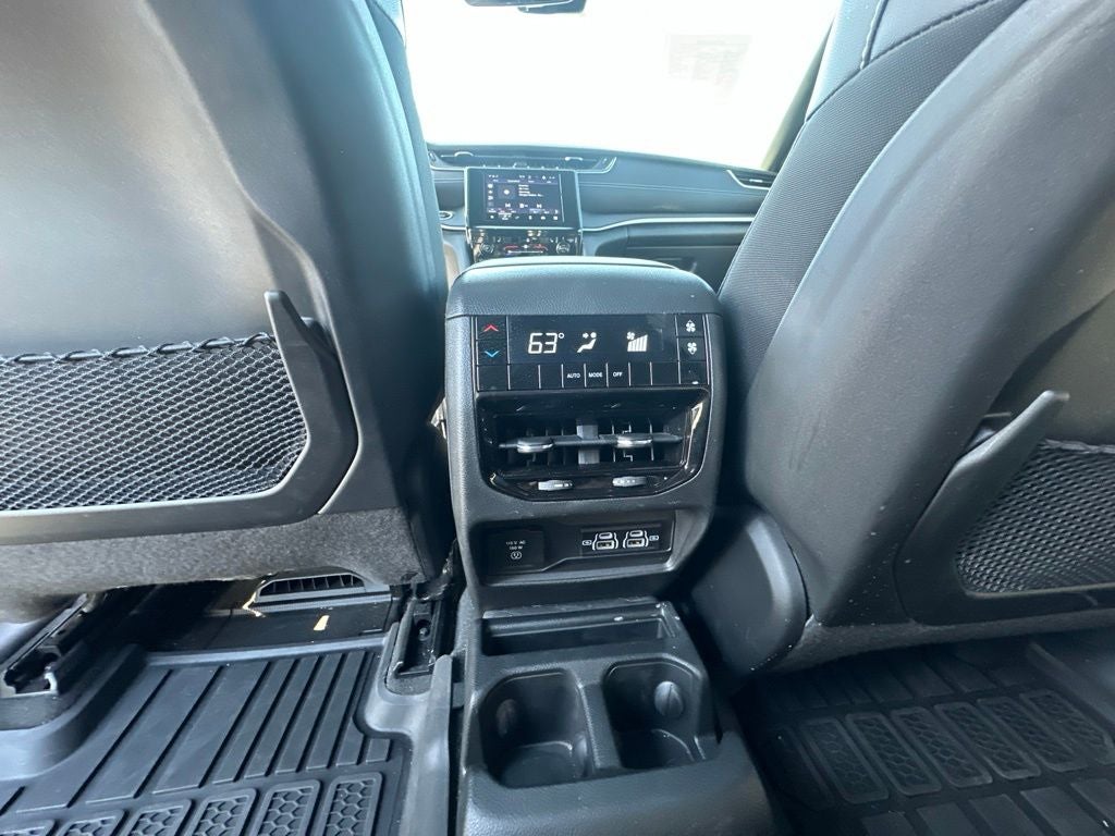 2025 Jeep Grand Cherokee L Altitude X 4x4