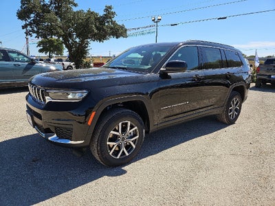 2027 Jeep Grand Cherokee GRAND CHEROKEE L LAREDO X 4X4