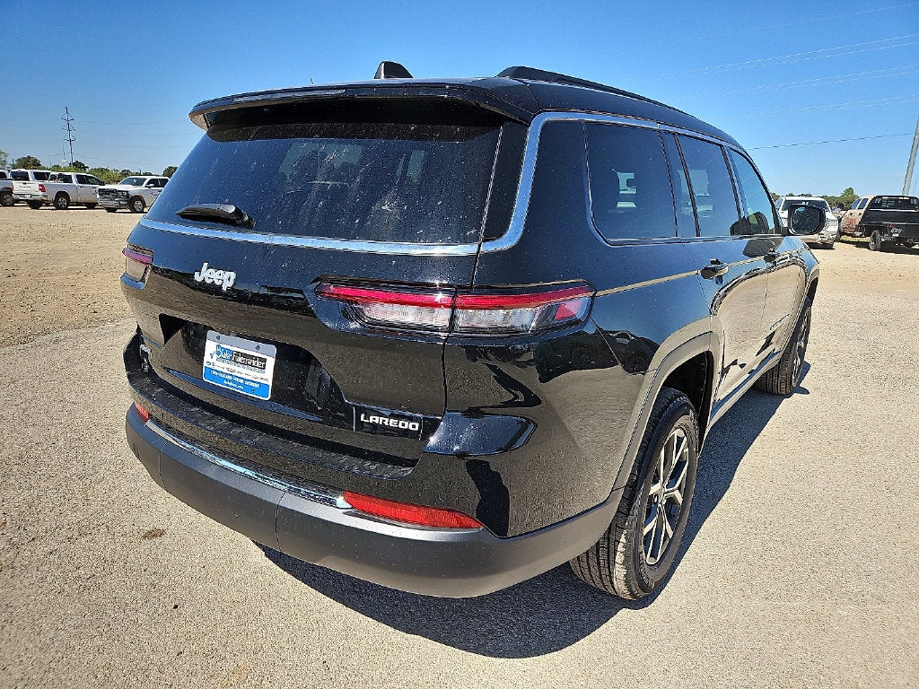 2027 Jeep Grand Cherokee GRAND CHEROKEE L LAREDO X 4X4