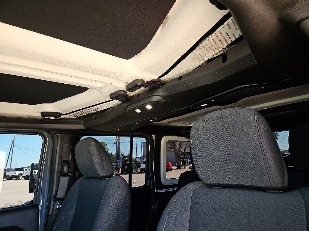 2026 Jeep Wrangler 4-Door Willys 4x4
