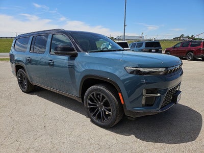 2026 Jeep Grand Wagoneer L Summit Obsidian