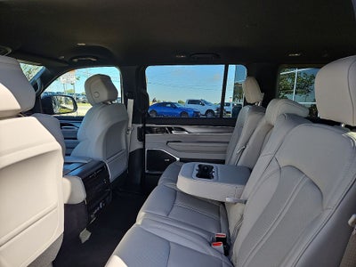 2026 Jeep Grand Wagoneer GRAND WAGONEER LIMITED ALTITUDE 4X4