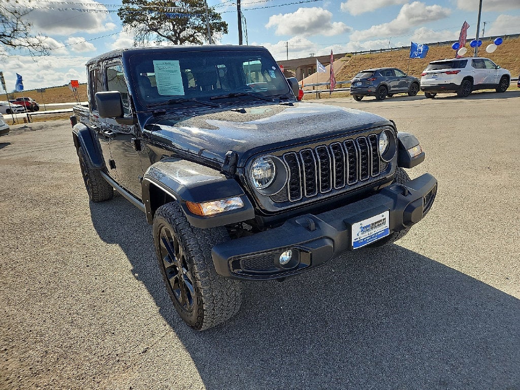 2025 Jeep Gladiator Nighthawk