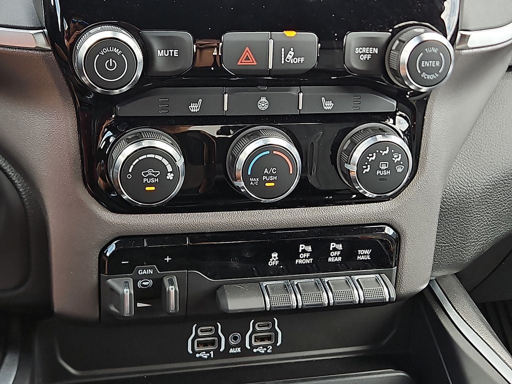 2026 RAM Ram 1500 RAM 1500 LONE STAR CREW CAB 4X2 5'7' BOX