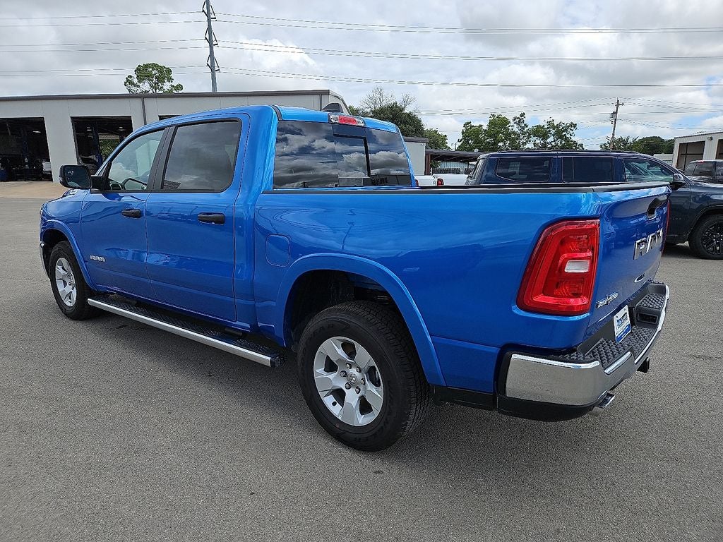 2026 RAM Ram 1500 RAM 1500 LONE STAR CREW CAB 4X2 5'7' BOX