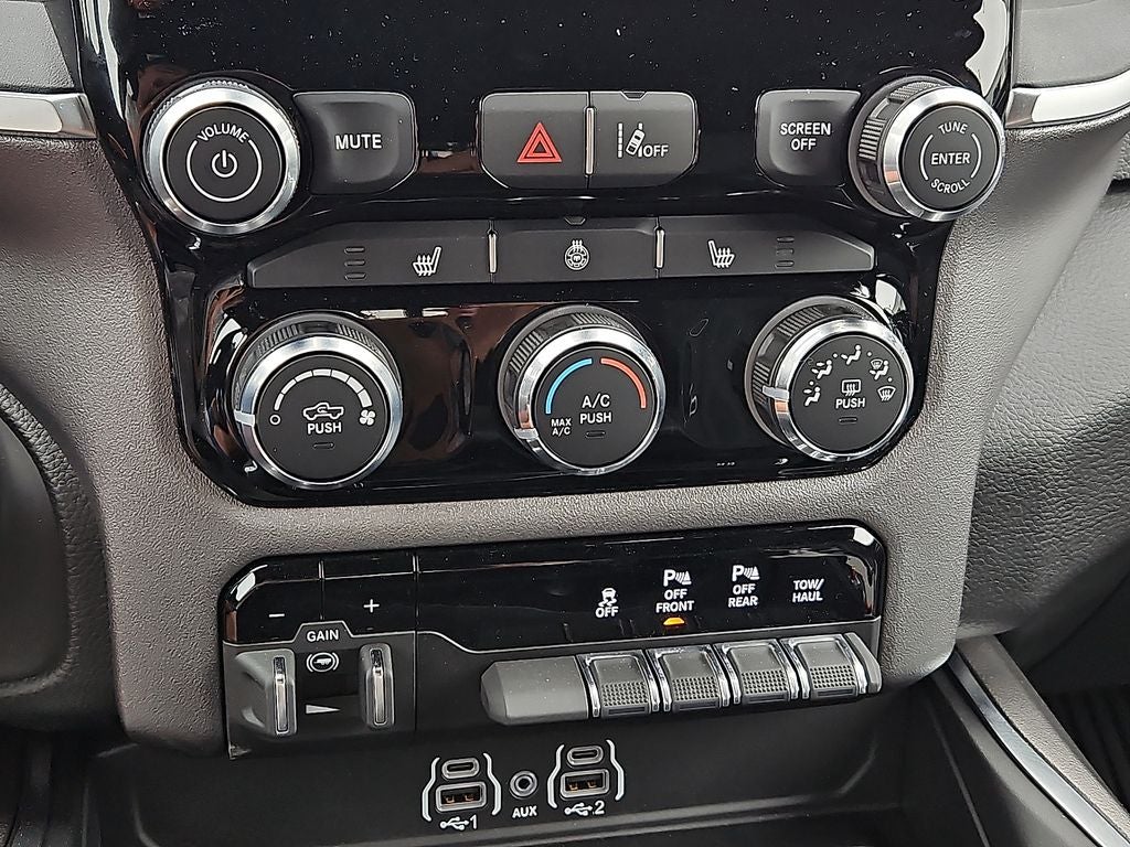 2026 RAM Ram 1500 RAM 1500 LONE STAR CREW CAB 4X2 5'7' BOX