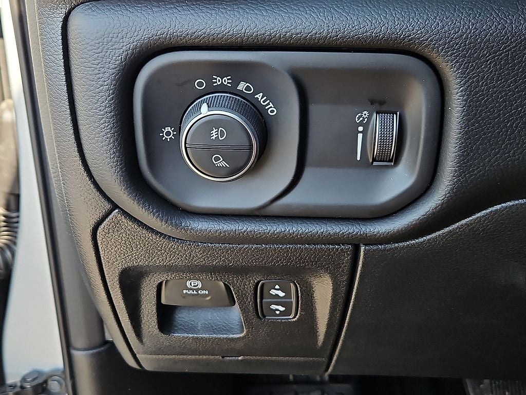 2026 RAM Ram 1500 RAM 1500 LONE STAR CREW CAB 4X2 5'7' BOX
