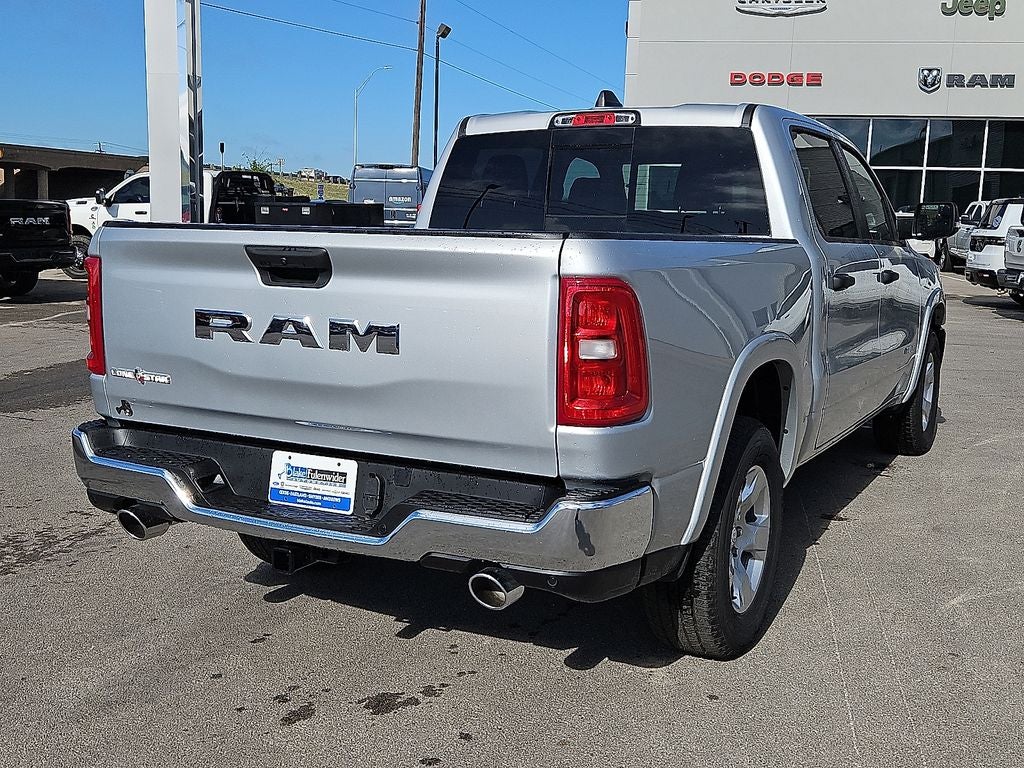 2026 RAM Ram 1500 RAM 1500 LONE STAR CREW CAB 4X2 5'7' BOX