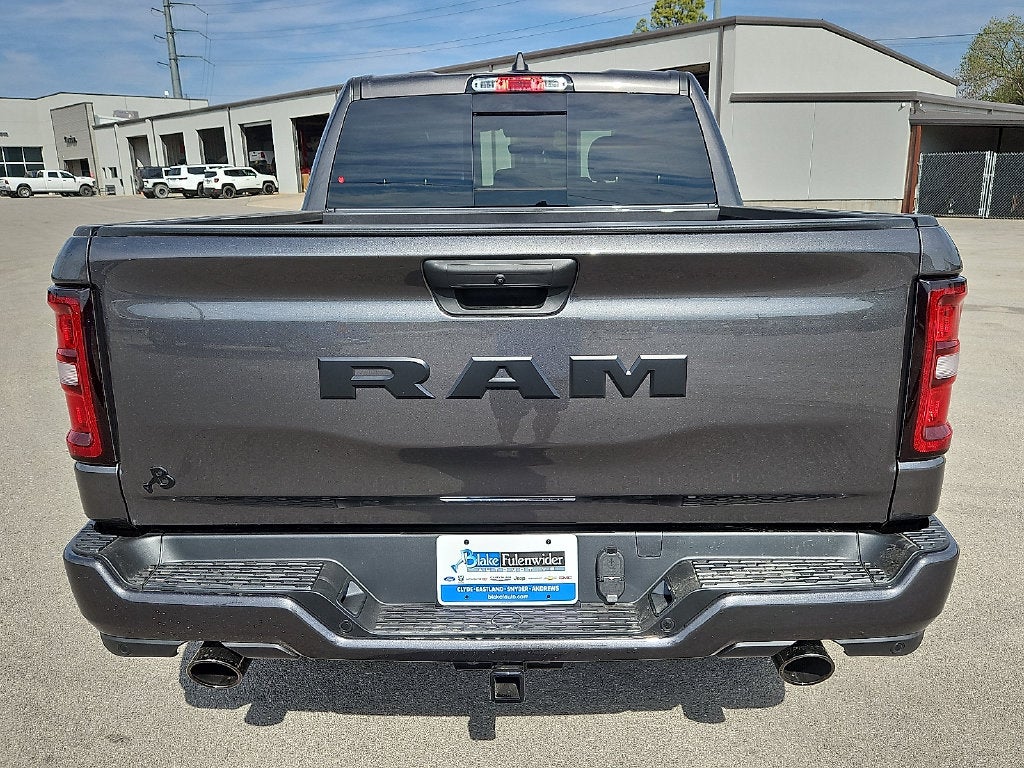 2027 RAM 1500 RAM 1500 EXPRESS CREW CAB 4X2 5'7' BOX