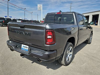 2027 RAM 1500 RAM 1500 EXPRESS CREW CAB 4X2 5'7' BOX