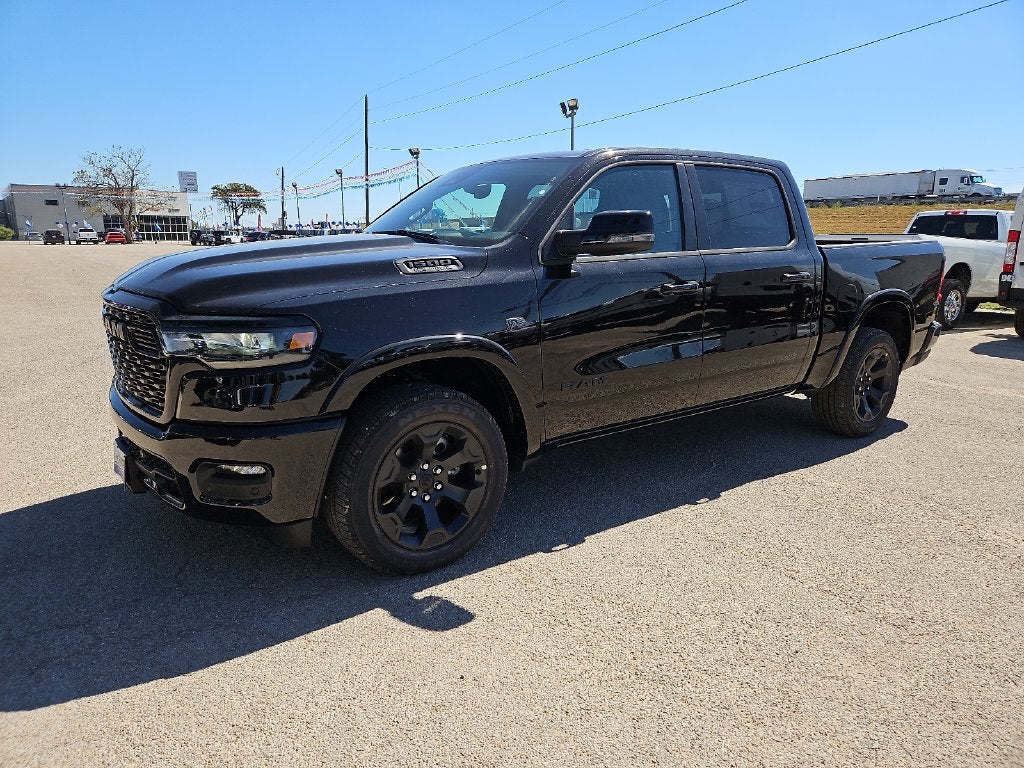 2027 RAM 1500 RAM 1500 LONE STAR CREW CAB 4X4 5'7' BOX