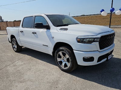 2026 RAM Ram 1500 RAM 1500 EXPRESS CREW CAB 4X4 5'7' BOX