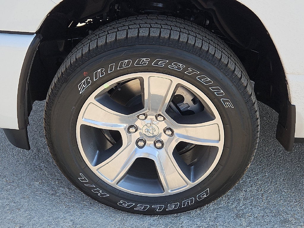 2026 RAM Ram 1500 RAM 1500 EXPRESS CREW CAB 4X4 5'7' BOX