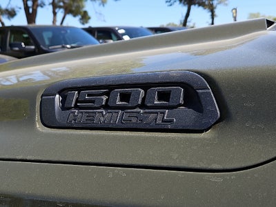 2027 RAM 1500 RAM 1500 WARLOCK CREW CAB 4X4 5'7' BOX
