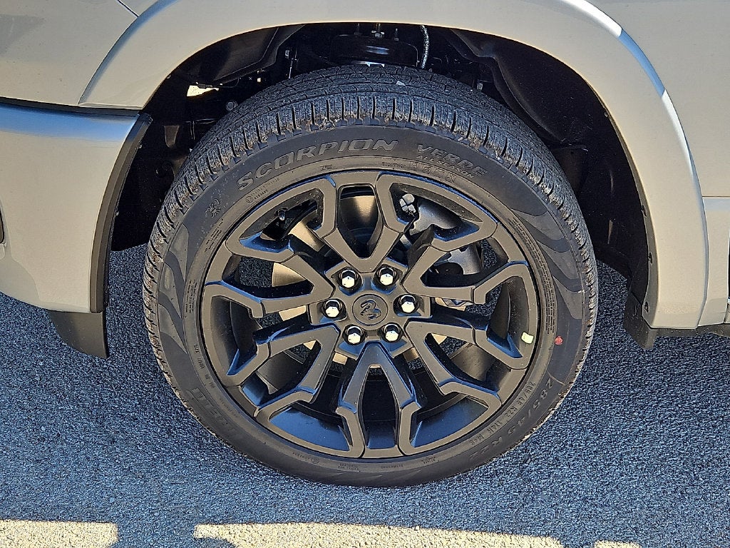 2027 RAM 1500 RAM 1500 LIMITED CREW CAB 4X4 5'7' BOX