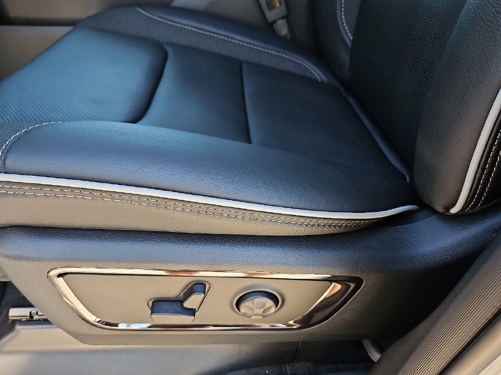 2027 RAM 1500 RAM 1500 LIMITED CREW CAB 4X4 5'7' BOX