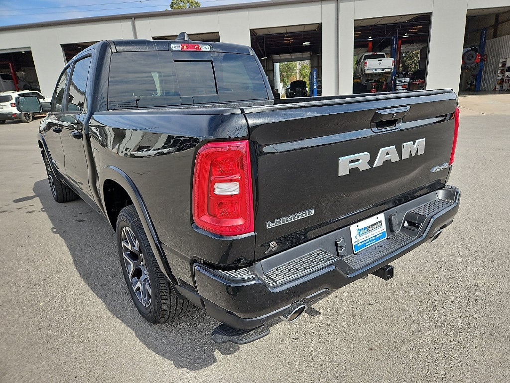 2027 RAM 1500 RAM 1500 LARAMIE CREW CAB 4X4 5'7' BOX