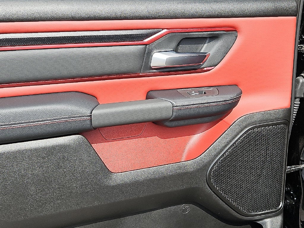 2027 RAM 1500 RAM 1500 REBEL CREW CAB 4X4 5'7' BOX