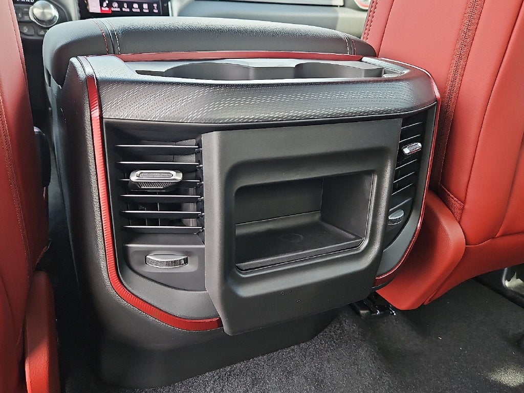 2027 RAM 1500 RAM 1500 REBEL CREW CAB 4X4 5'7' BOX