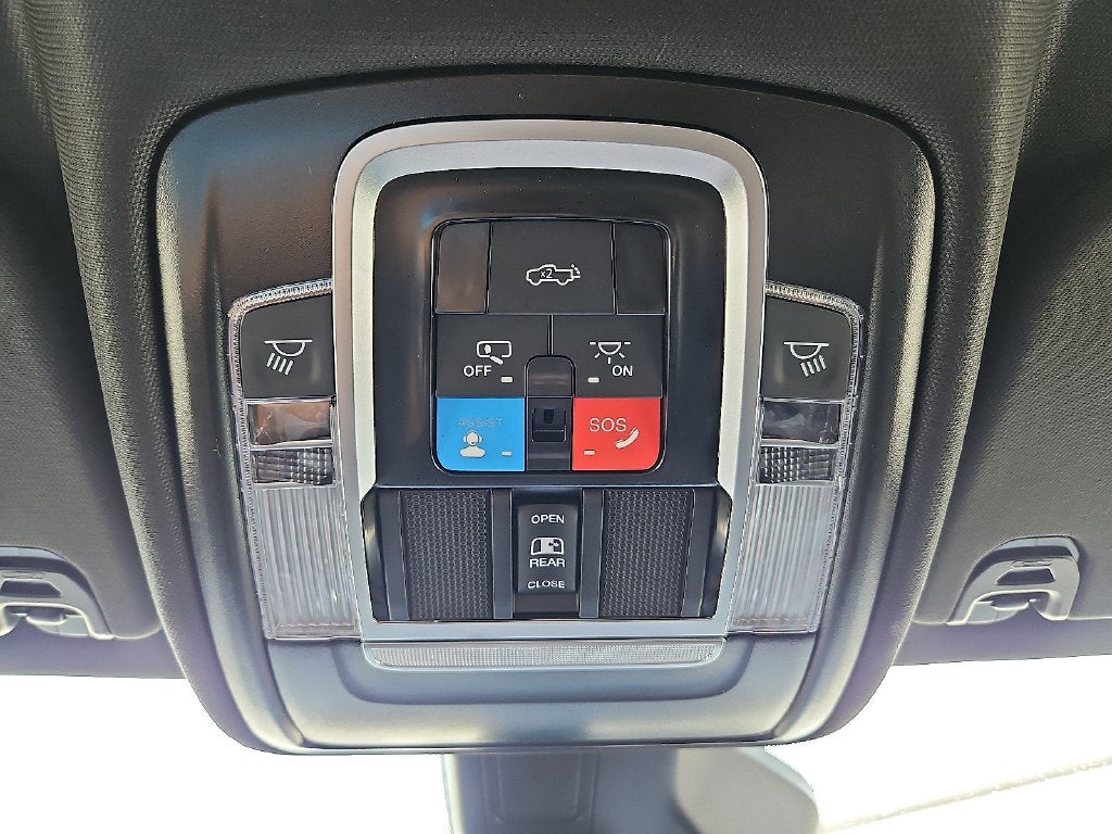2027 RAM 1500 RAM 1500 REBEL CREW CAB 4X4 5'7' BOX