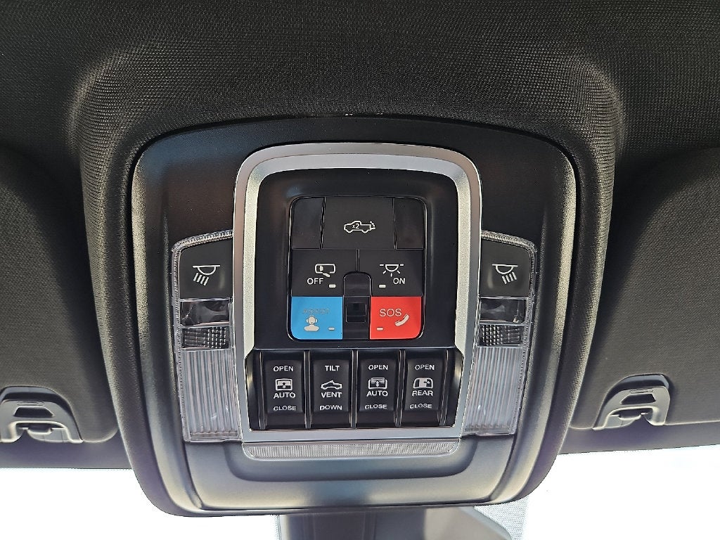 2027 RAM 1500 RAM 1500 REBEL CREW CAB 4X4 5'7' BOX