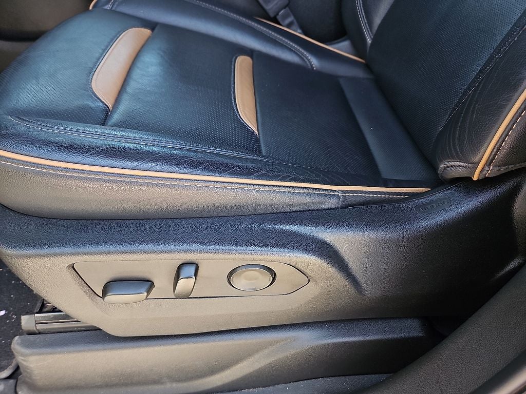 2024 GMC Yukon 4WD AT4