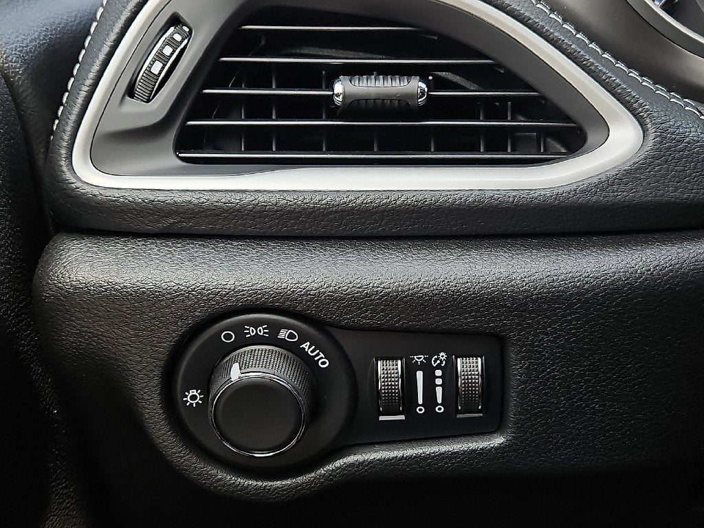 2027 Chrysler Pacifica PACIFICA LIMITED AWD