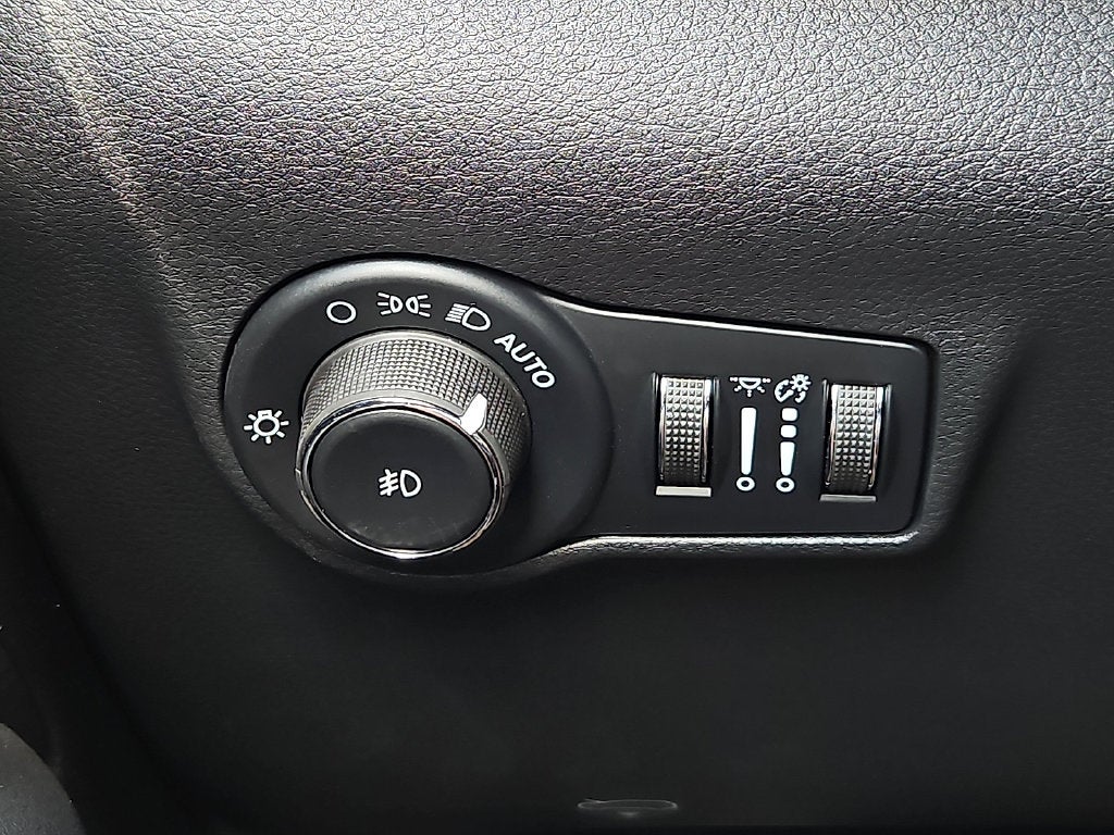 2027 Jeep Compass COMPASS LATITUDE ALTITUDE 4X4
